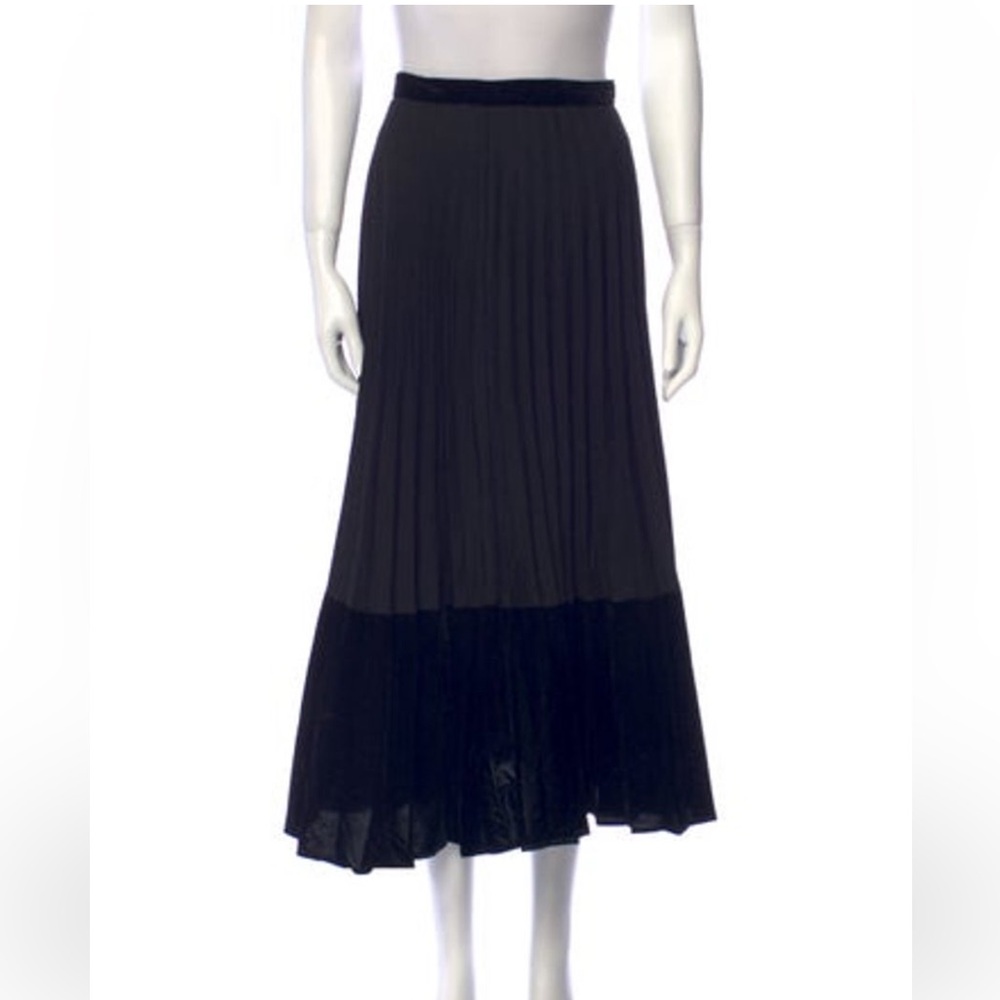 Sandro black pleated skirt with velvet bottom size 1 Small